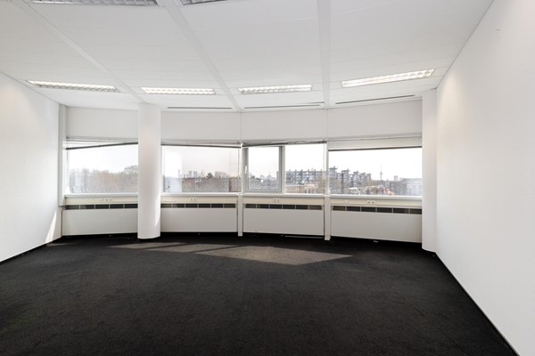 Medium property photo - Marconiplein 17, 3025 AV Rotterdam